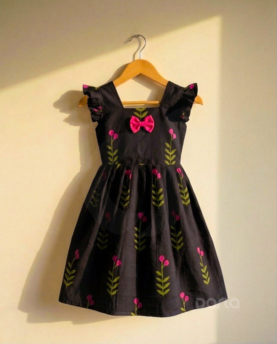 Pink Blossom Frilled Black